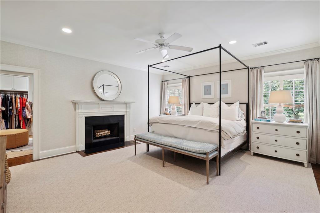 3008 Habersham Way NW