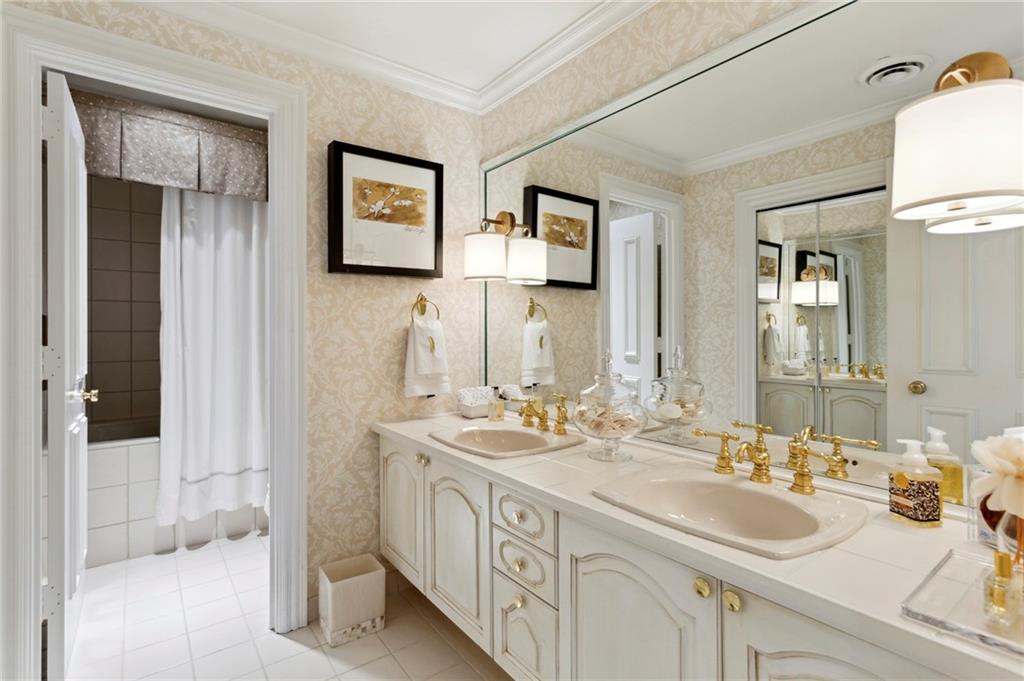 2660 Peachtree Road NW Unit 31C