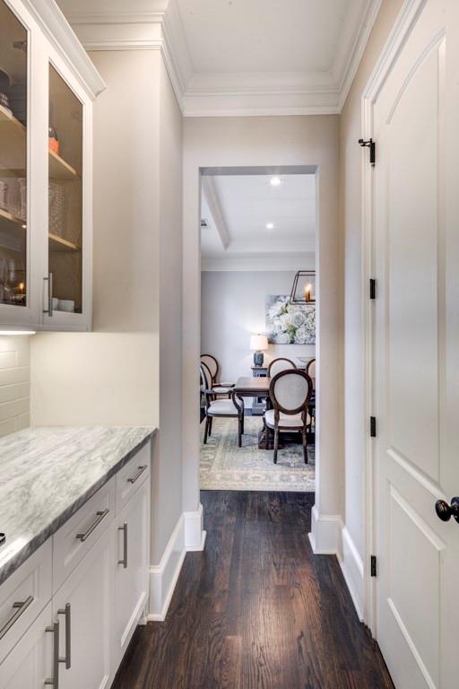 1039 Devine Circle NE