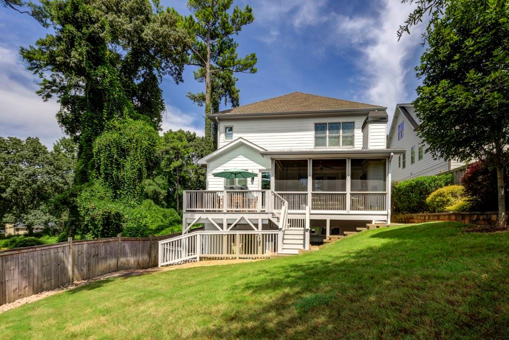 1039 Devine Circle NE