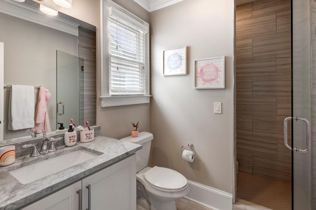 1039 Devine Circle NE