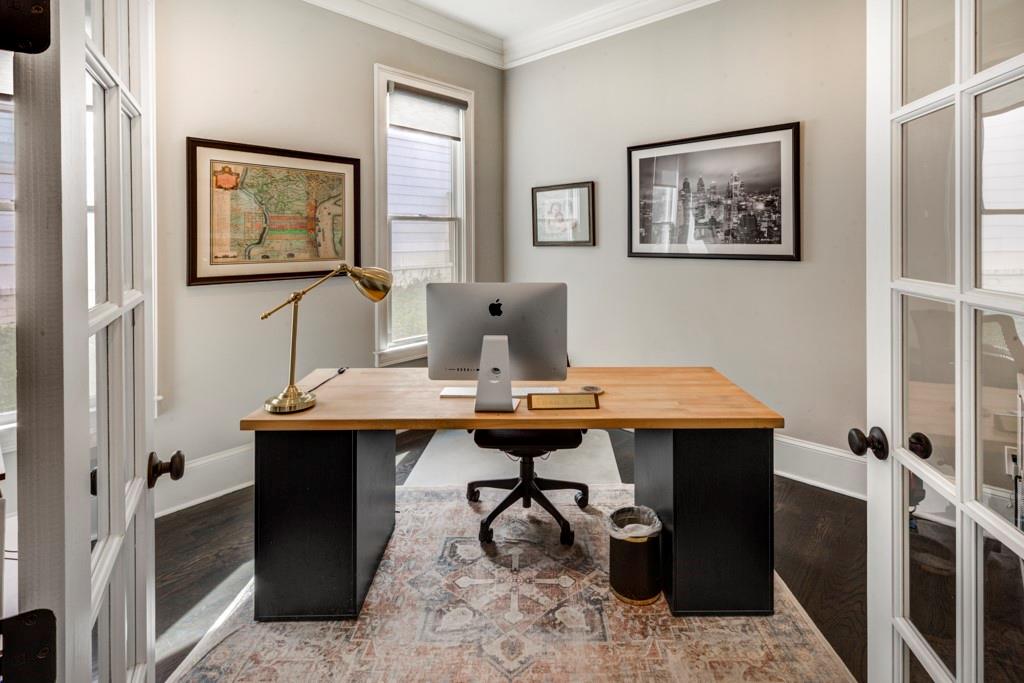 1039 Devine Circle NE