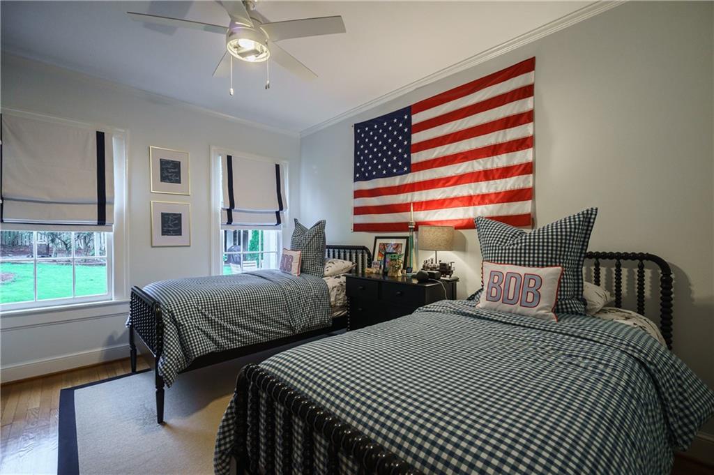 106 Huntington Road NE