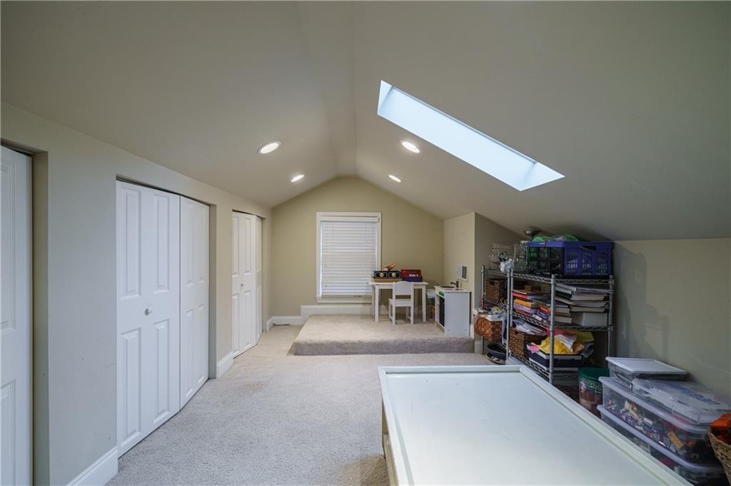 106 Huntington Road NE