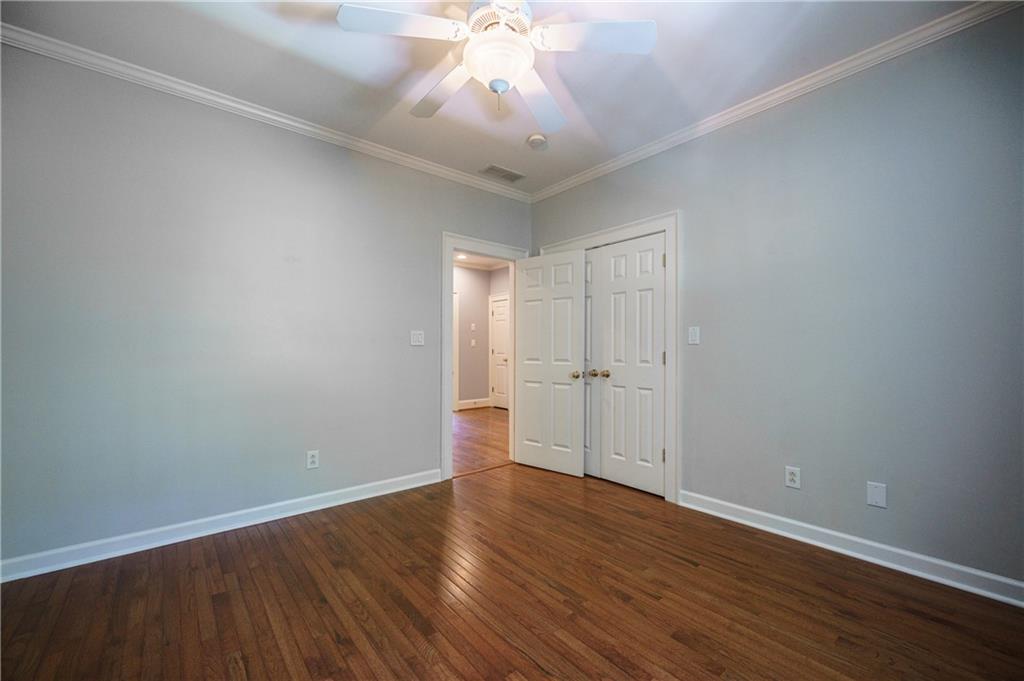 2121 Howell Mill Road NW