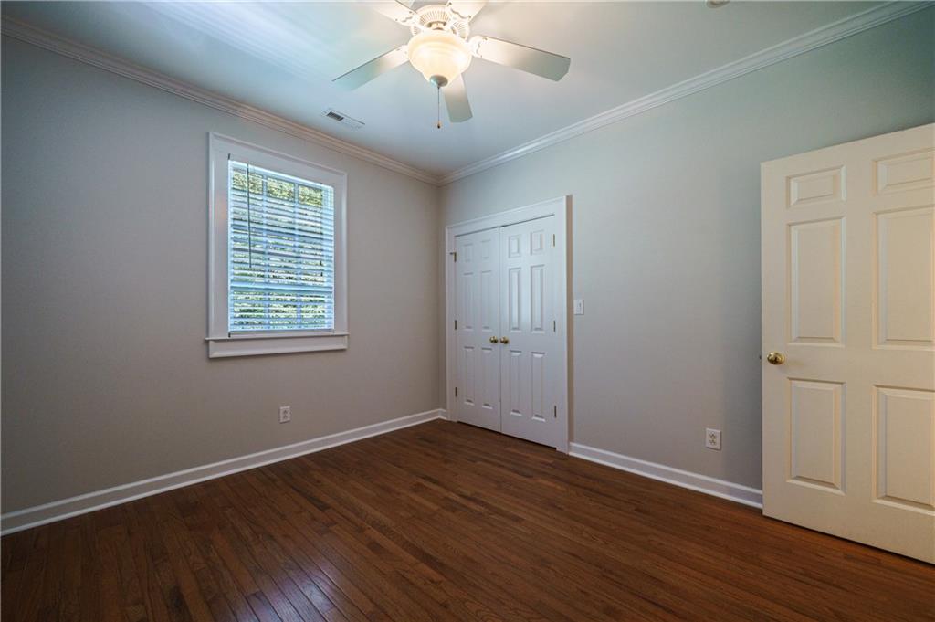 2121 Howell Mill Road NW