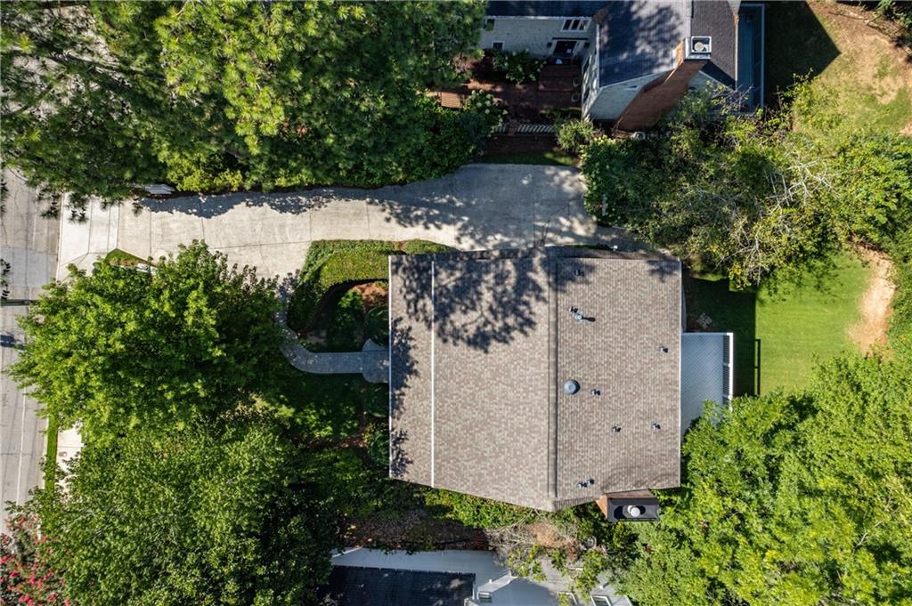 2121 Howell Mill Road NW