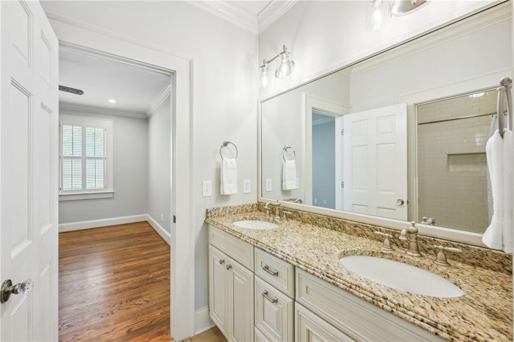 3553 Kingsboro Road NE