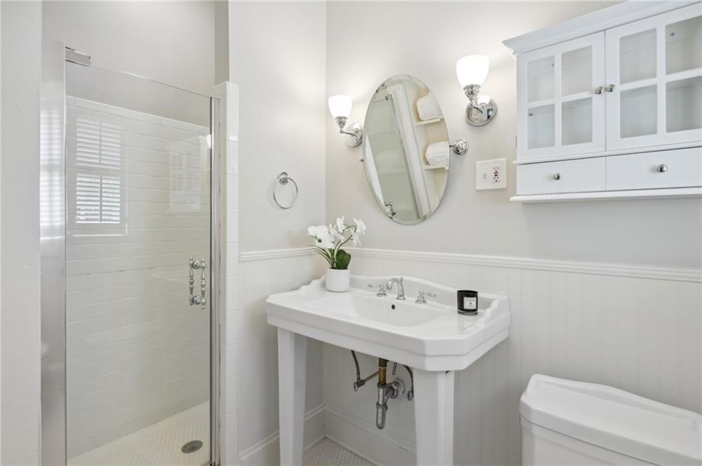 3553 Kingsboro Road NE