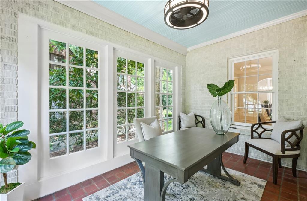 3553 Kingsboro Road NE