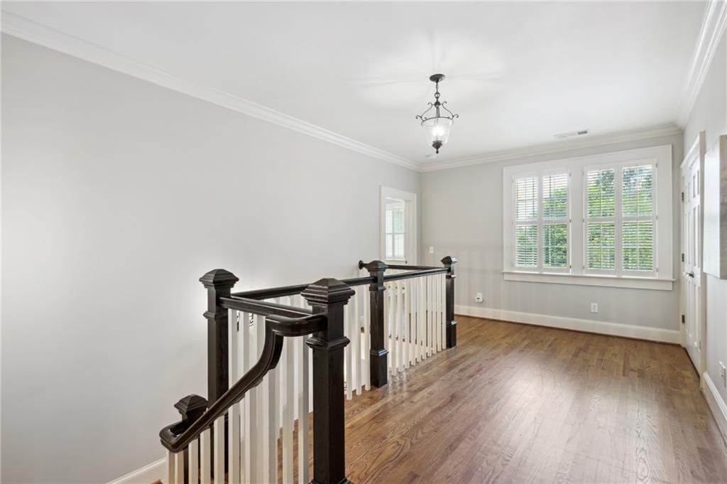 3553 Kingsboro Road NE