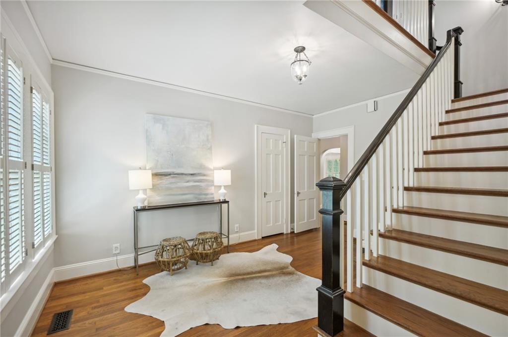 3553 Kingsboro Road NE