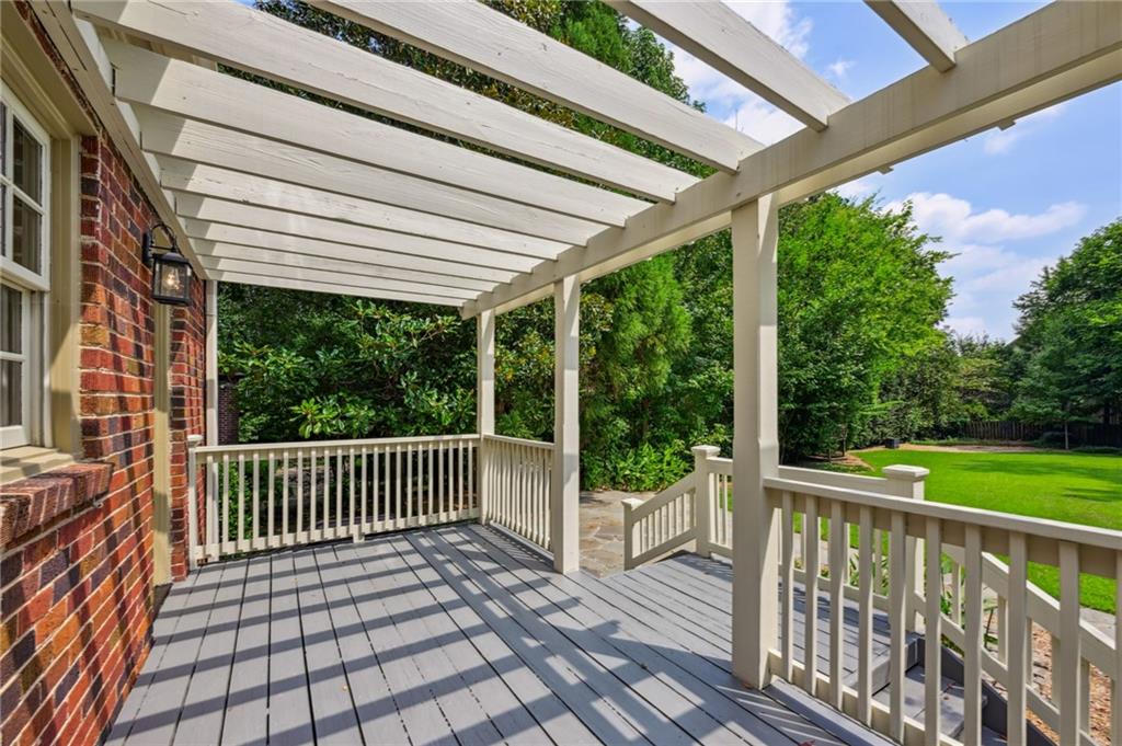 3553 Kingsboro Road NE