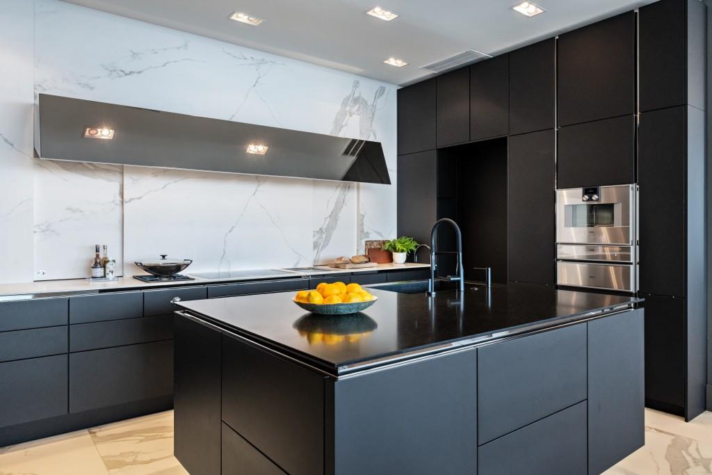 3344 Peachtree Road Unit 4601