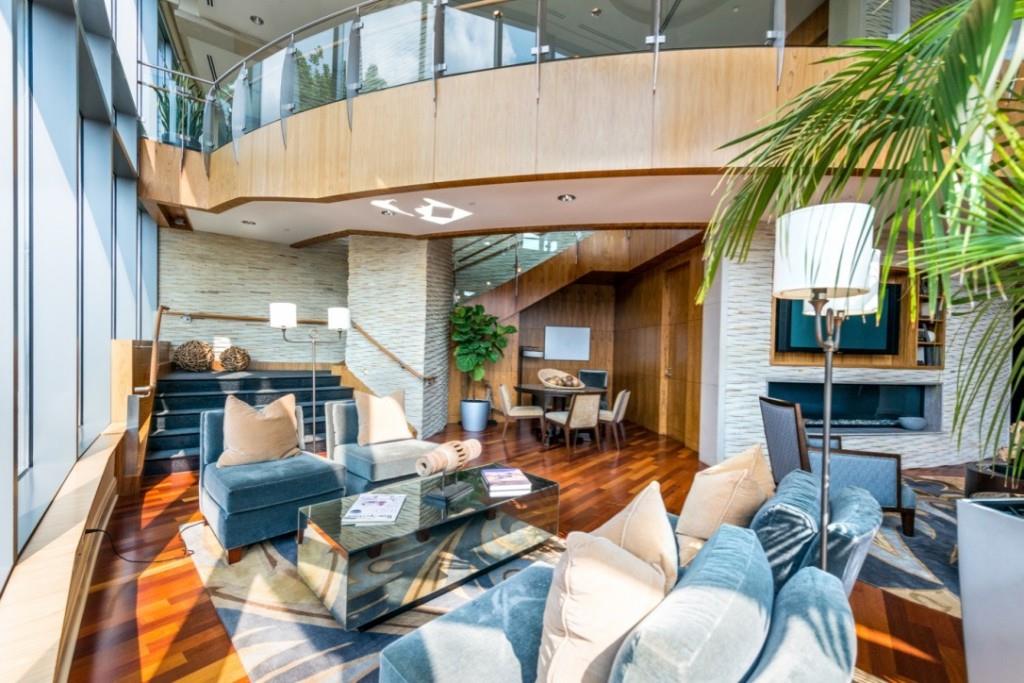 3344 Peachtree Road Unit 4601