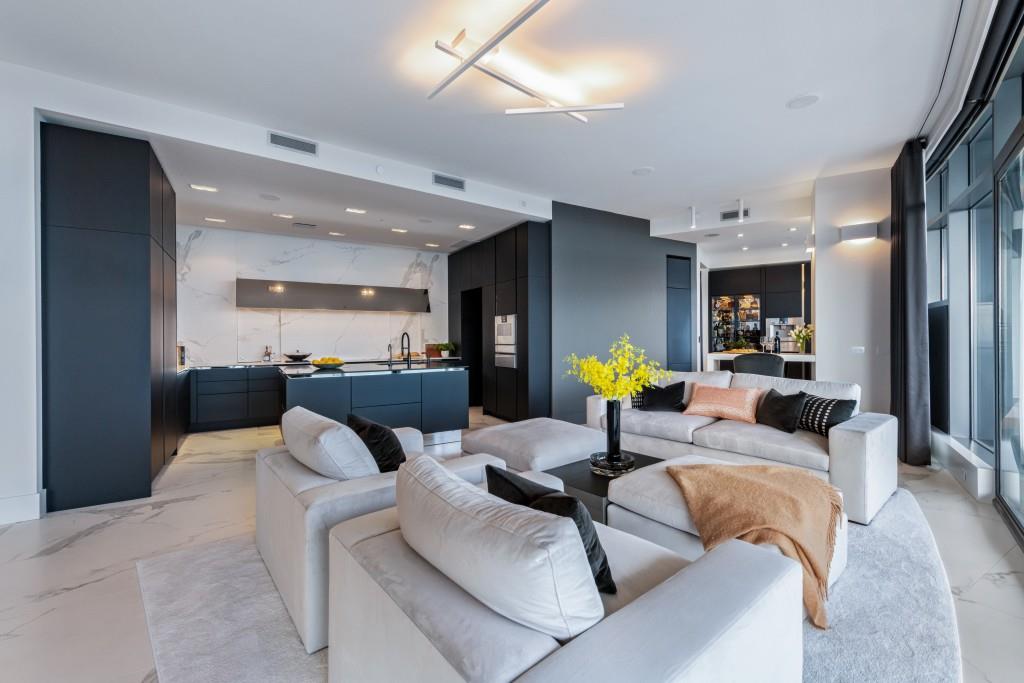 3344 Peachtree Road Unit 4601