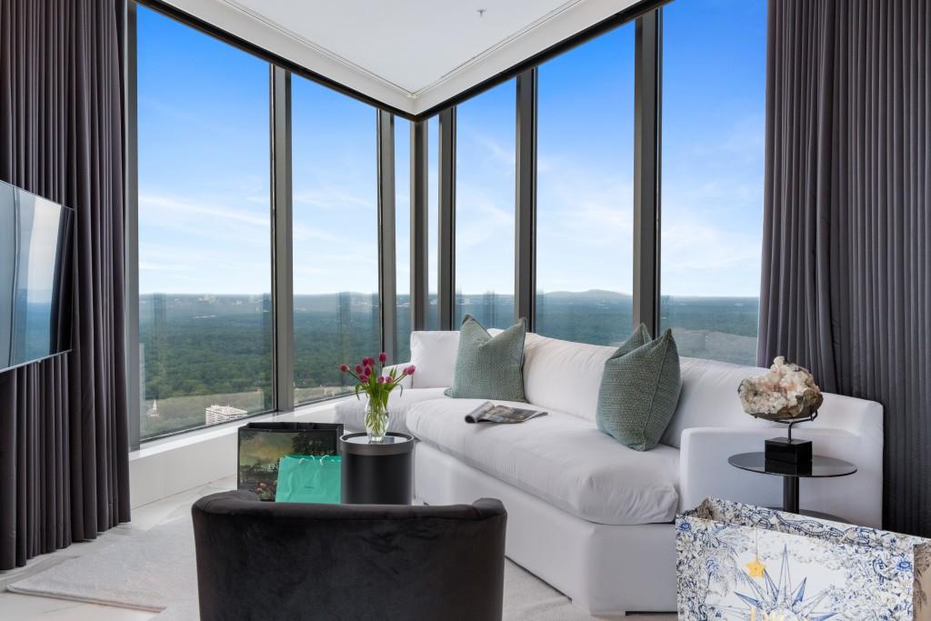 3344 Peachtree Road Unit 4601