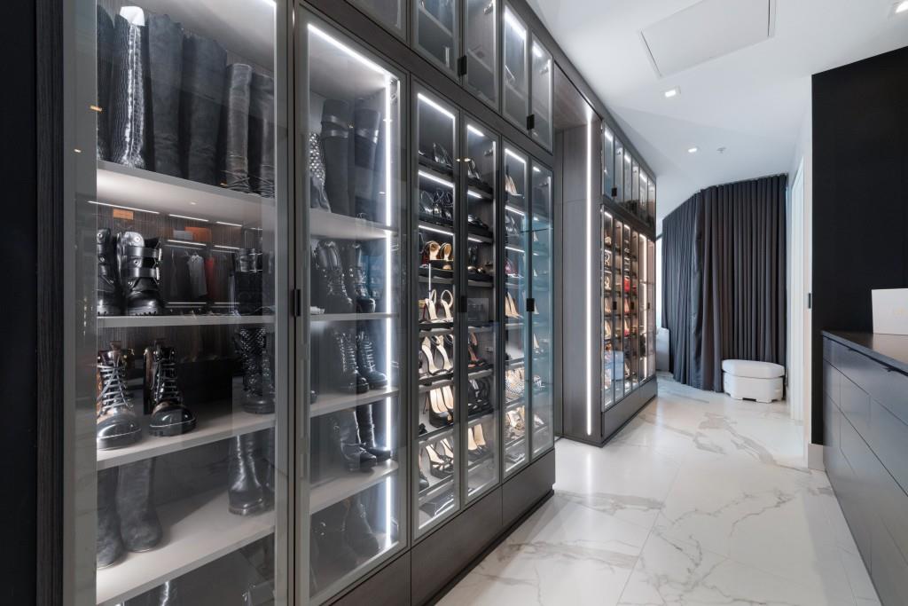 3344 Peachtree Road Unit 4601