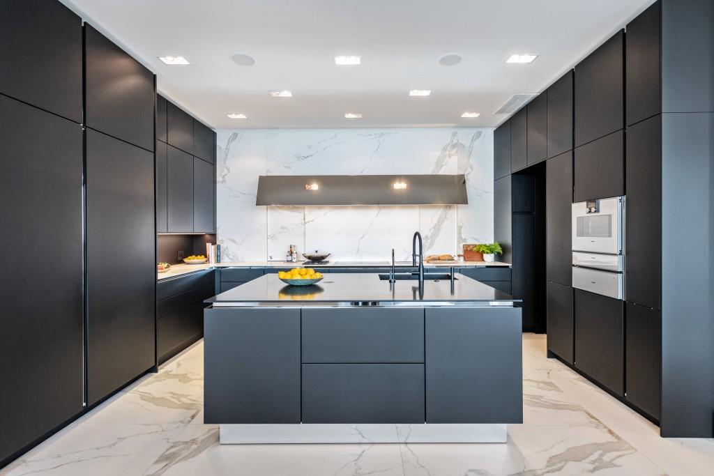 3344 Peachtree Road Unit 4601