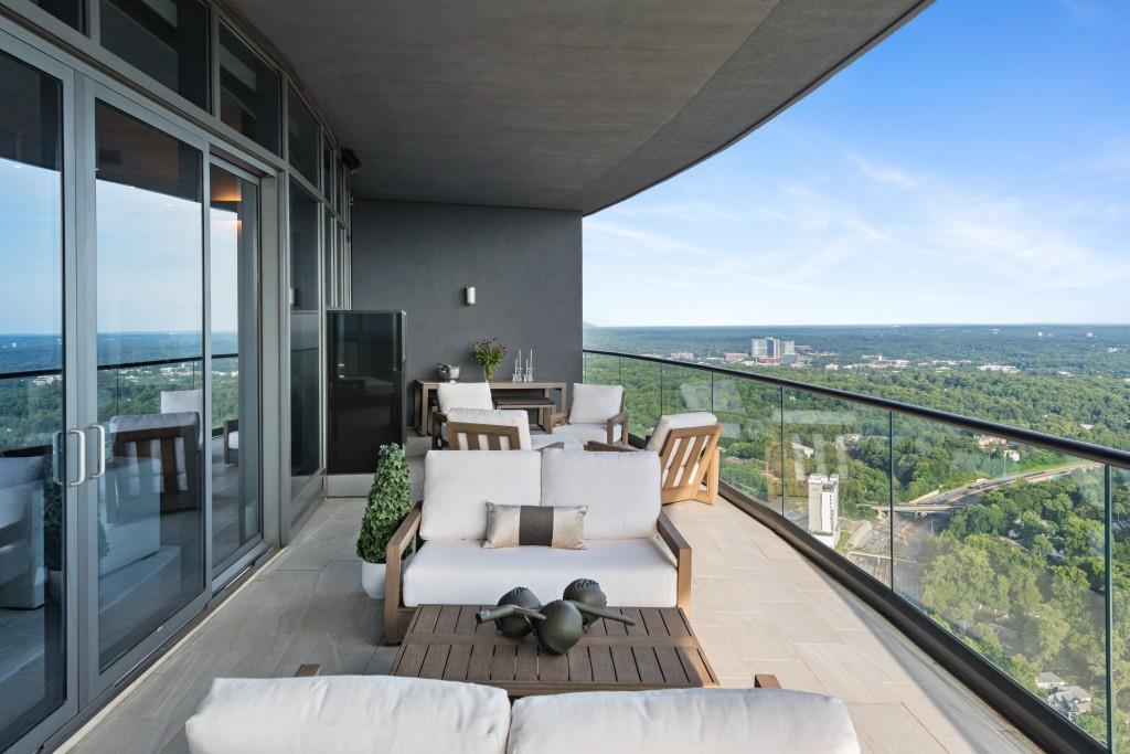 3344 Peachtree Road Unit 4601