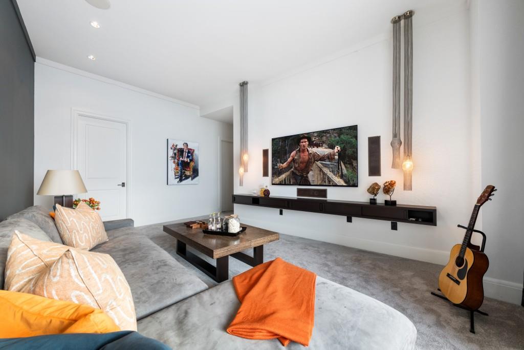 3344 Peachtree Road Unit 4601