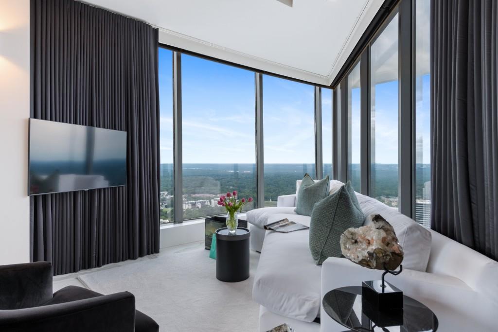 3344 Peachtree Road Unit 4601