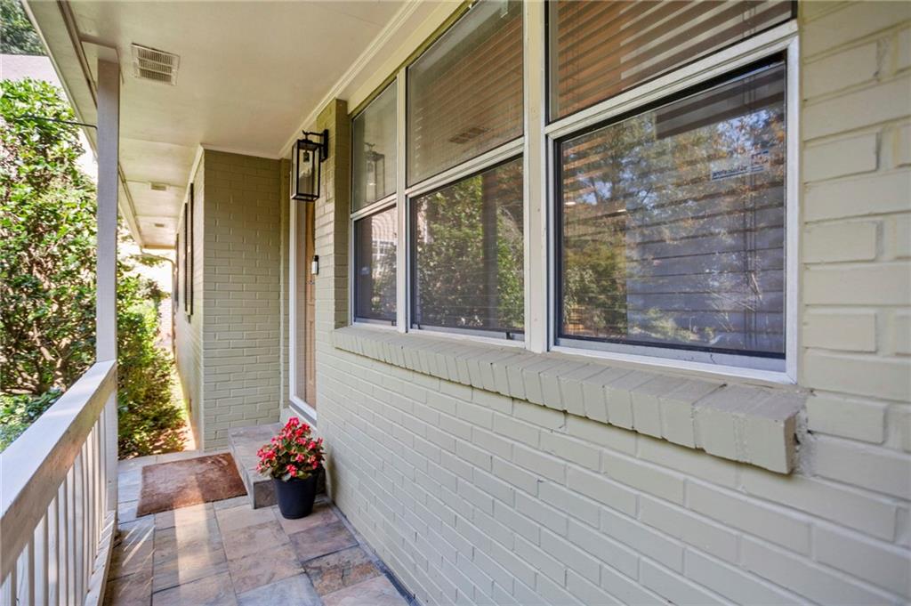 2083 Stockbridge Drive SE