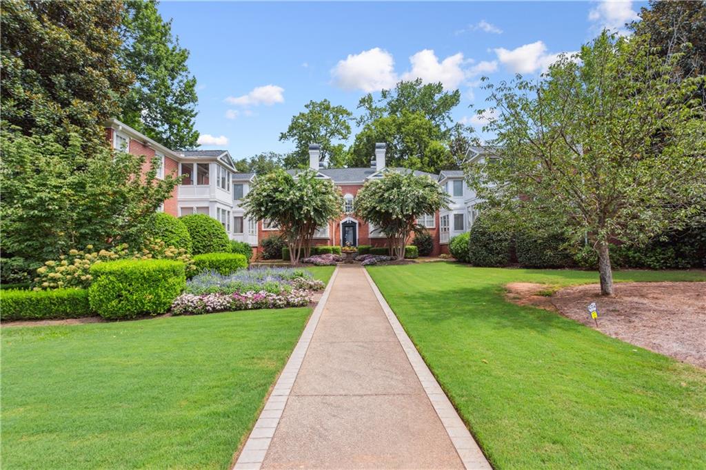 115 Peachtree Memorial Drive NW Unit B1