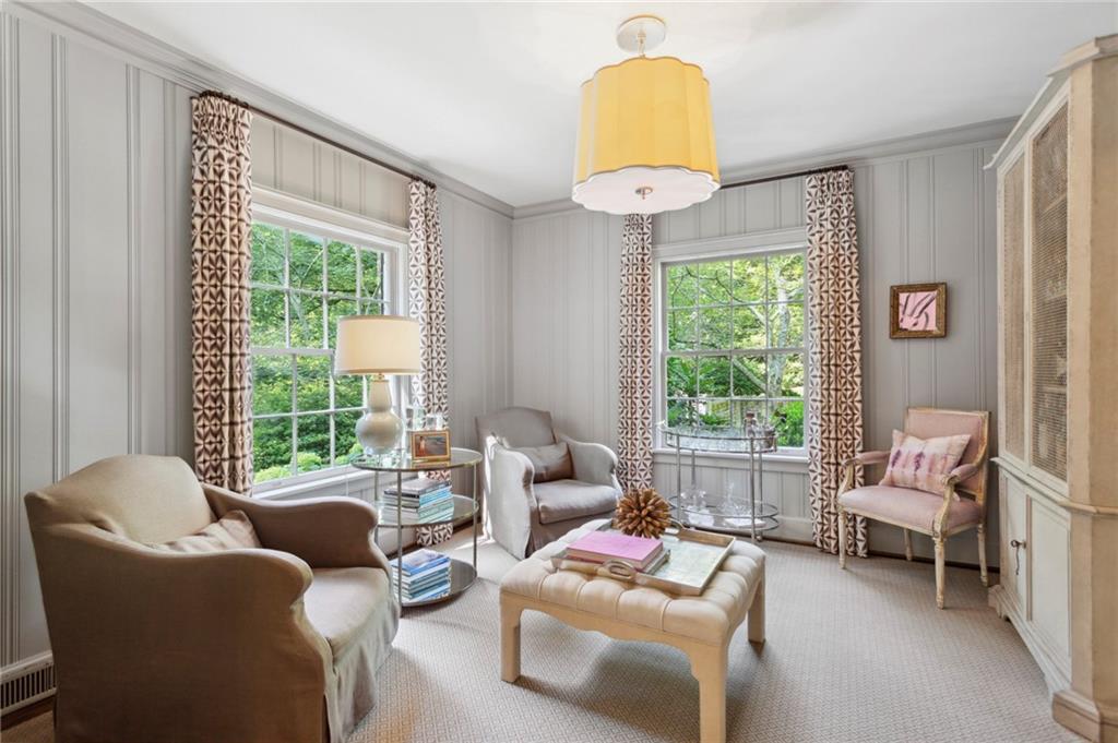 3136 Andrews Drive NW