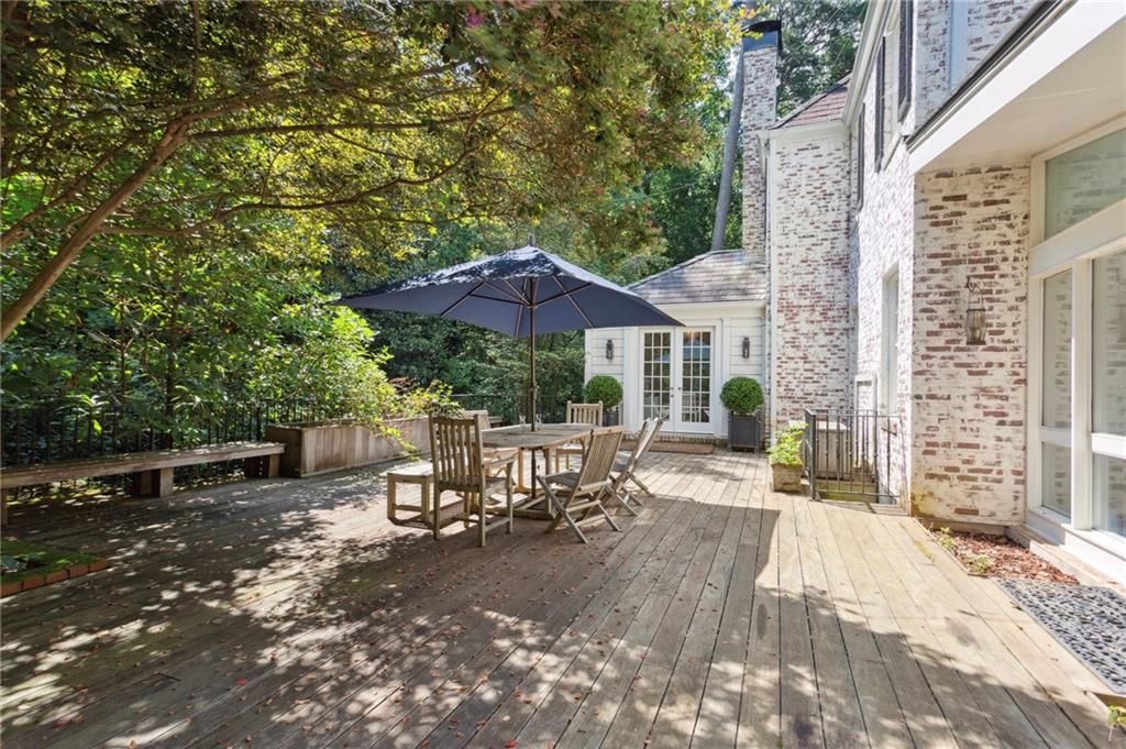 3136 Andrews Drive NW