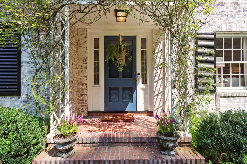 3136 Andrews Drive NW