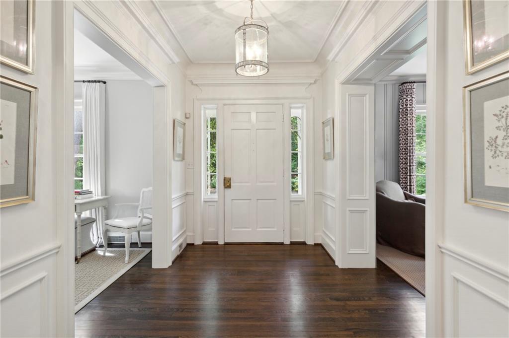 3136 Andrews Drive NW