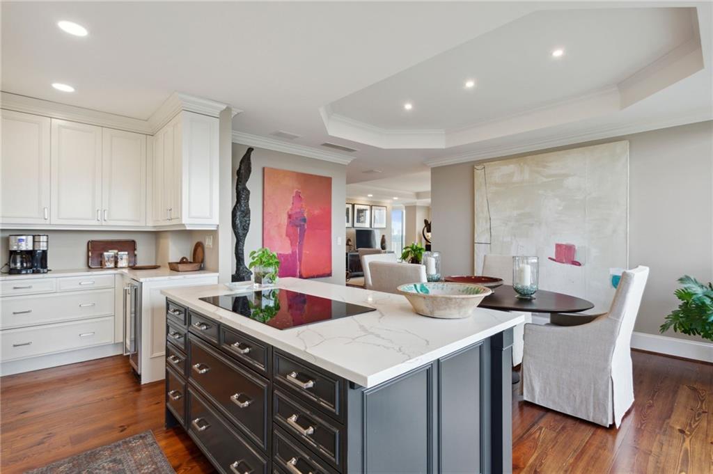 2575 Peachtree Road Unit 18 E