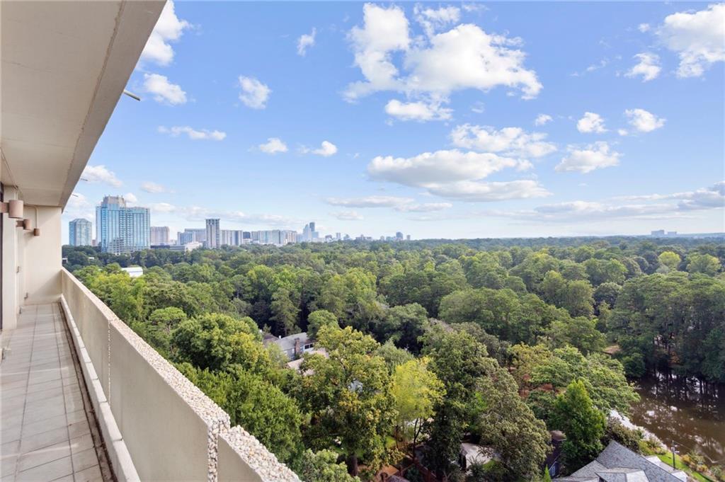 2575 Peachtree Road Unit 18 E
