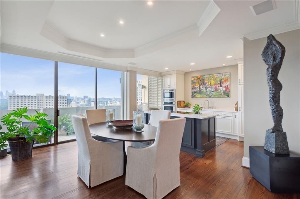 2575 Peachtree Road Unit 18 E