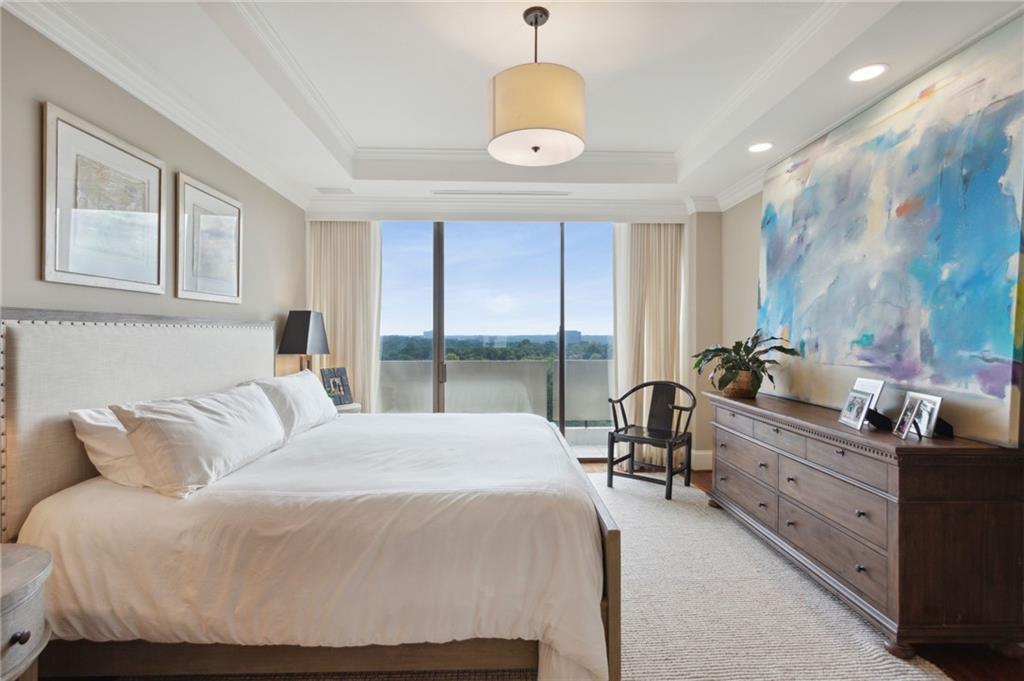 2575 Peachtree Road Unit 18 E