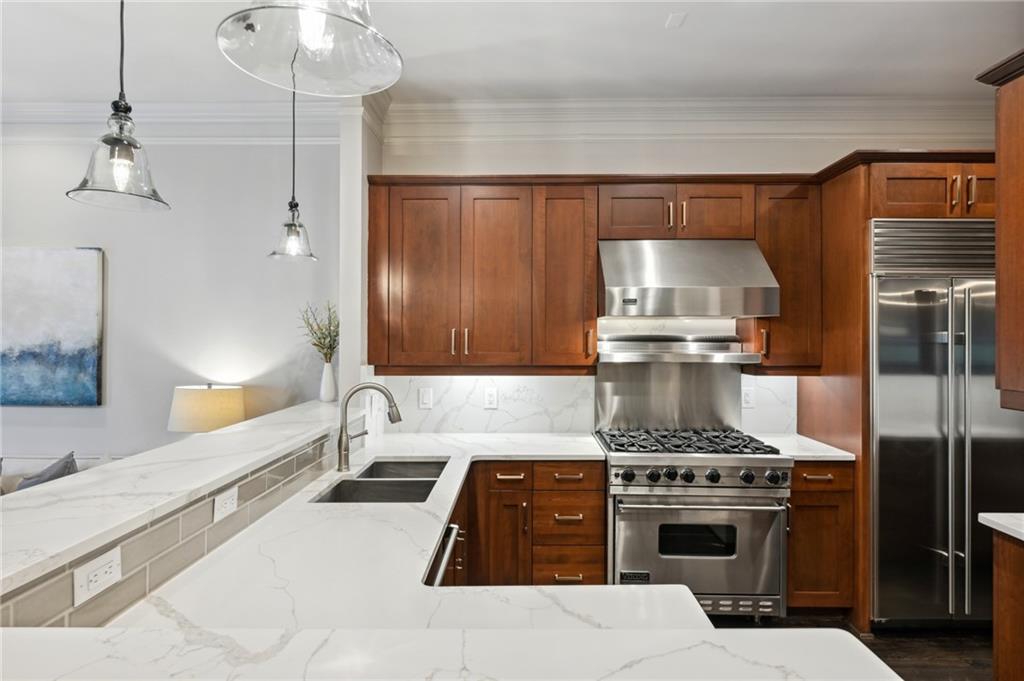 877 Inman Village Parkway NE