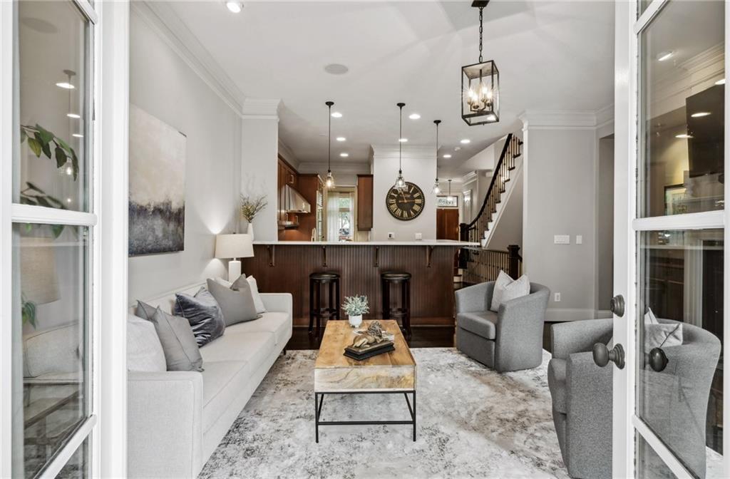 877 Inman Village Parkway NE