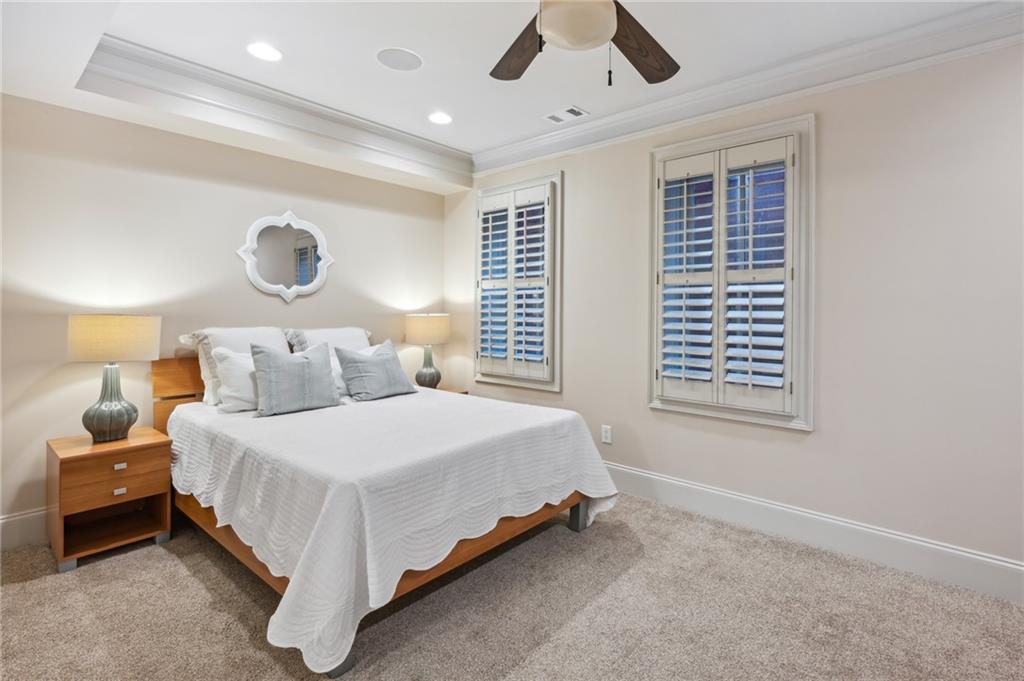 877 Inman Village Parkway NE