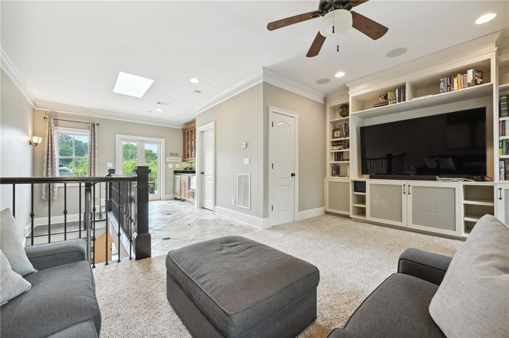 877 Inman Village Parkway NE