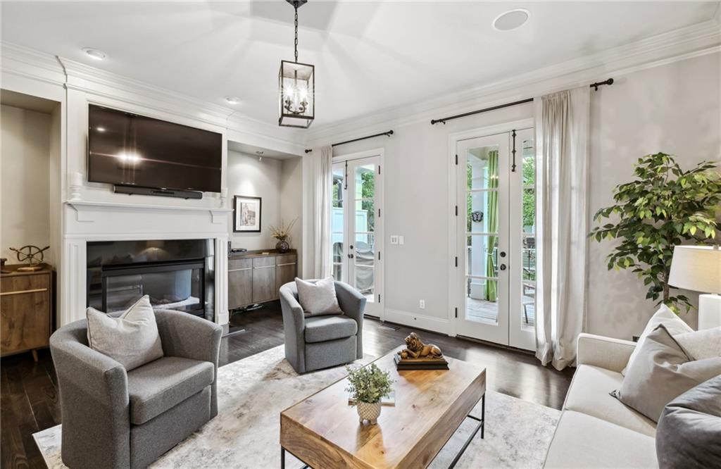 877 Inman Village Parkway NE