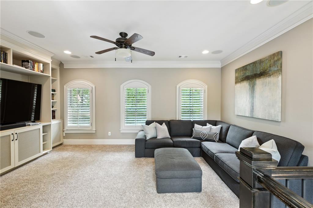 877 Inman Village Parkway NE