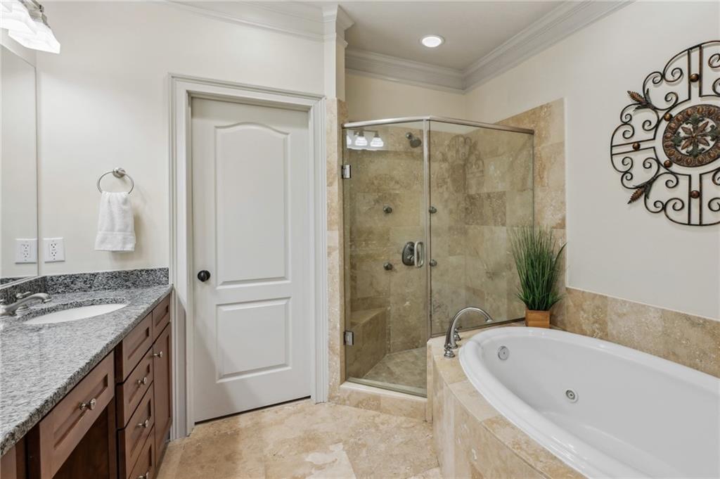 877 Inman Village Parkway NE