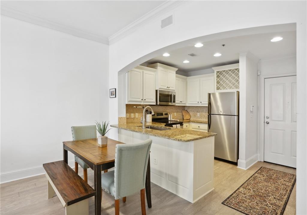 2277 Peachtree Road NE Unit 411