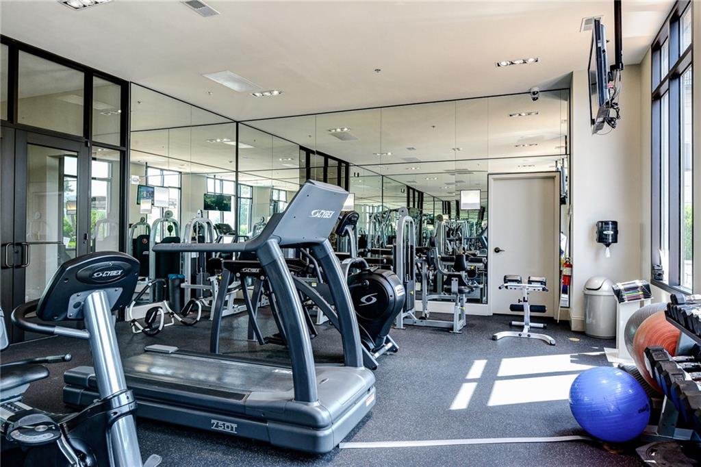 2277 Peachtree Road NE Unit 411