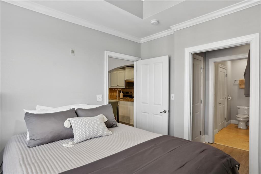 2277 Peachtree Road NE Unit 411