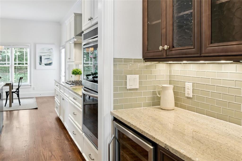 2416 Thompson Road NE