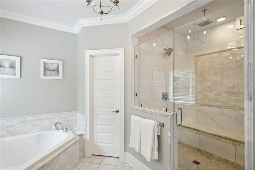 2416 Thompson Road NE