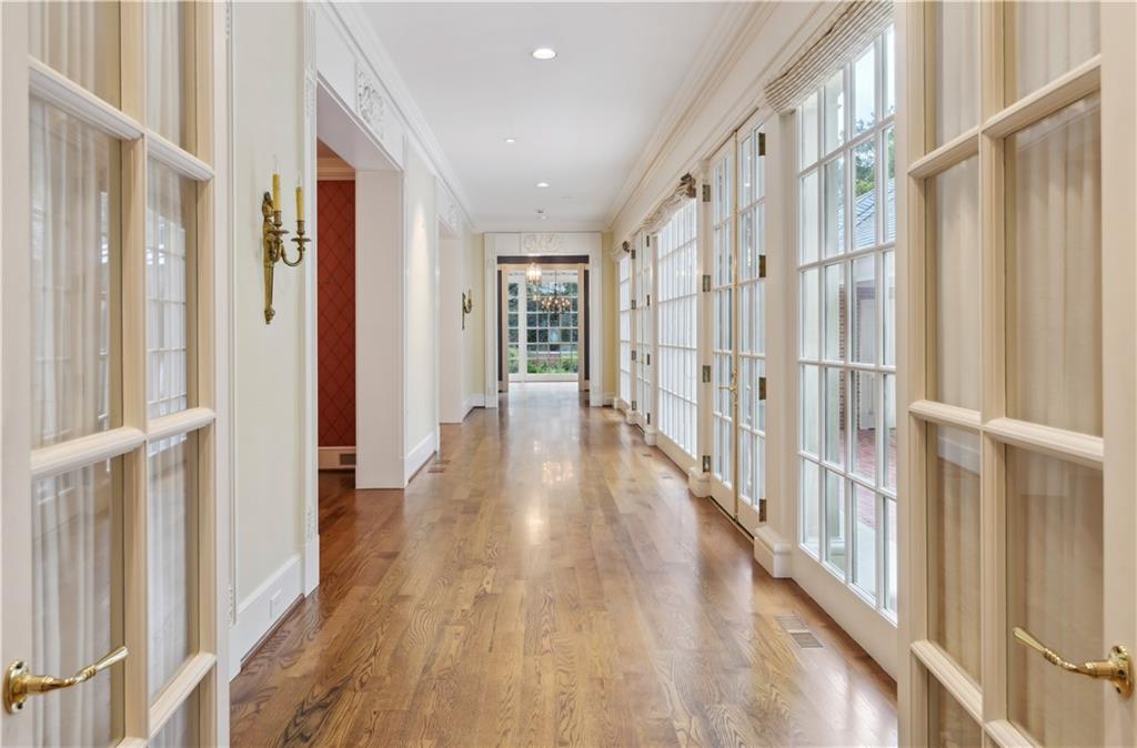 3543 Woodhaven Road NW