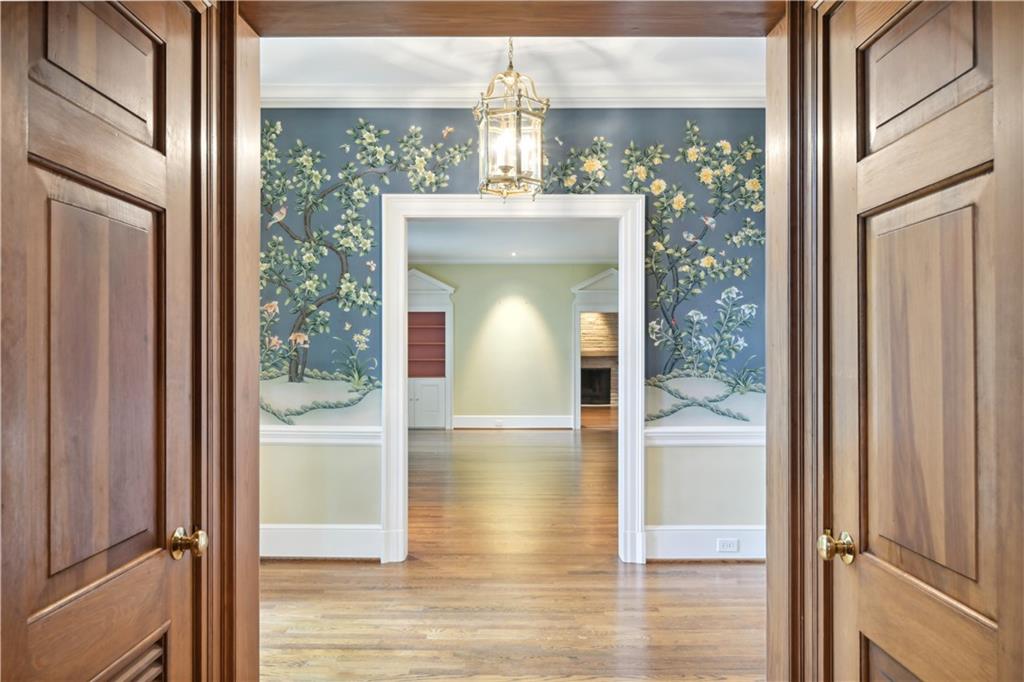 3543 Woodhaven Road NW